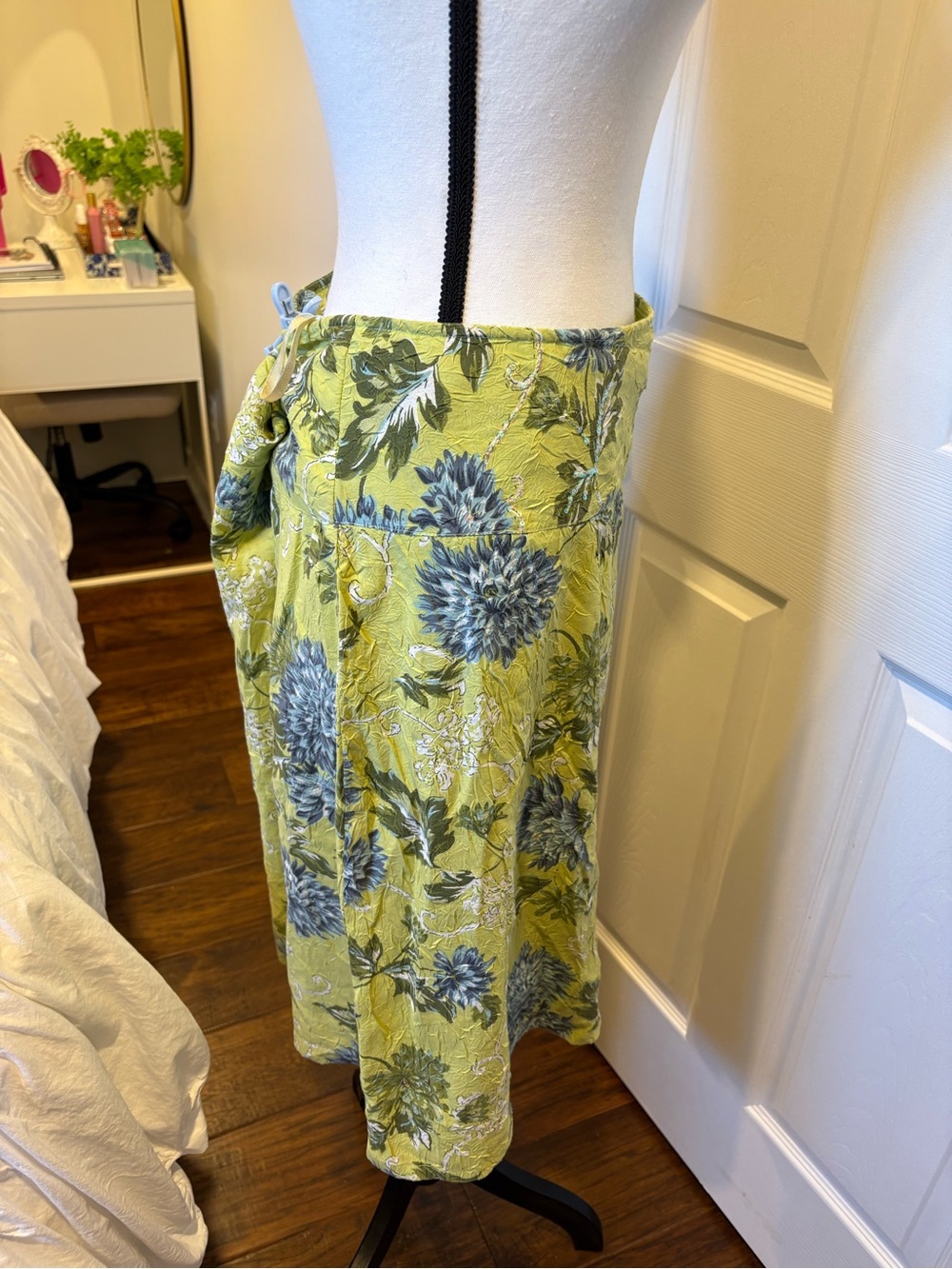 Vintage Point Zero Floral Sequin A-Line Skirt Size 15/16 Green Blue - Picture 7 of 8